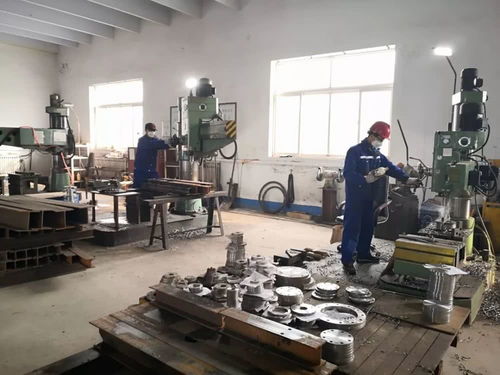 快遞員、外賣小哥、網約車司機、工廠員工與網絡工程人員的口罩供應現狀分析